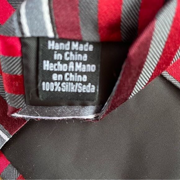 Men's red & gray silk tie - Picture 4 of 6